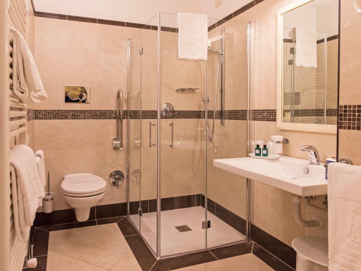 Hotel Armonia Pontedera Exterior photo